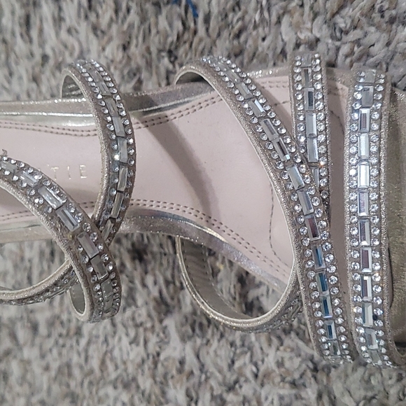 Sz 6, Kelly & Katie gold embellished heels - Picture 6 of 6